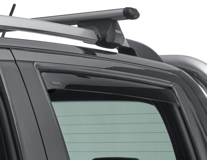 Ranger 01/2012-06/2022 ClimAir®* Déflecteurs d’air pour vitres de porte arrière