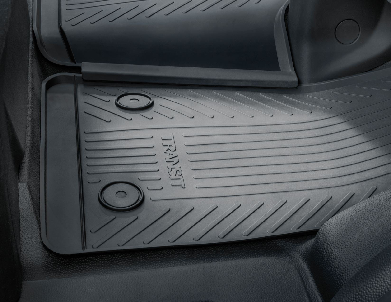 Tapis De Sol Avant (x2) Sur Mesure Pour Ford Connect Tourneo 2013-2022 - Moquette Haute Qualité, Noir, Seuil Renforcé - Fabriqué En Italie