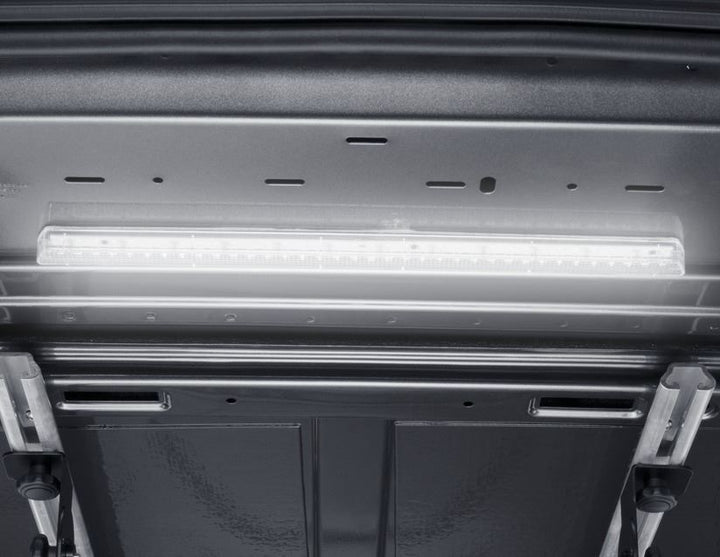 Navco* Plafonnier à LED pour l'aire de chargement