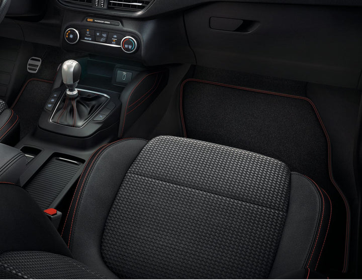 Tapis de sol velours Premium avant pour Ford Focus 04/2018-12/2021
