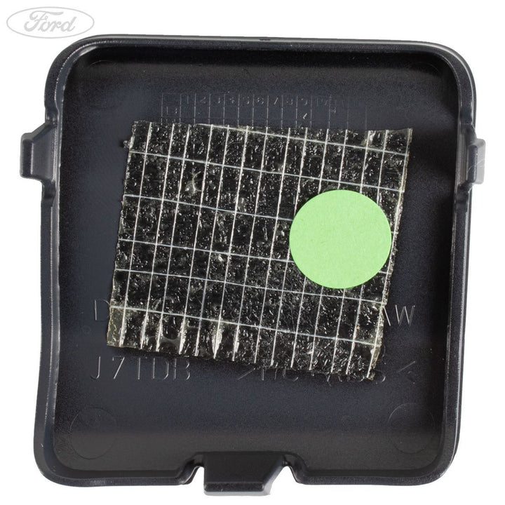 Cache anneau de remorquage pare-chocs arrière pour Ford Mondeo Break 2014-2019