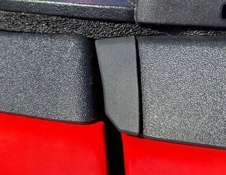 Entretoise caoutchouc espace du hayon Pickup Attitude pour Ford Ranger 06/2022+