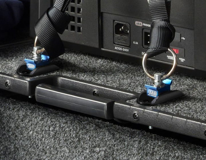 Kit de rails et anneaux d’arrimage ARB pour glacière jeu de 2