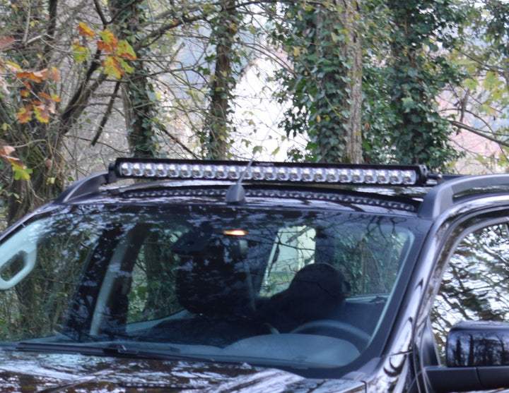 Ranger 02/2019-06/2022 Alpex 4x4* Barre d’éclairage à LED Lazer Linear-24