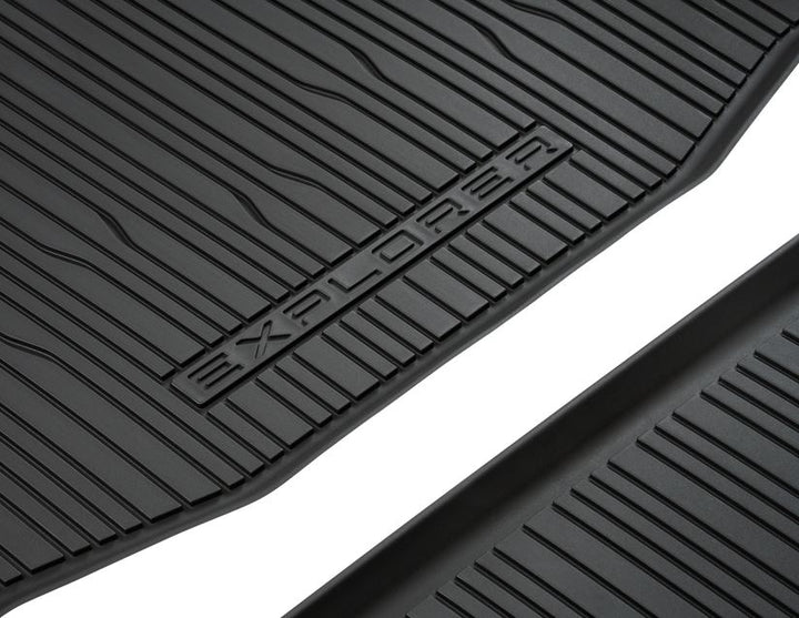 Originale Ford All-Electric Explorer® Bac de coffre antidérapant bords relevés