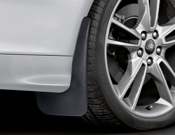 Bavettes arrière profilées pour Ford Mondeo à partir de 09/2014