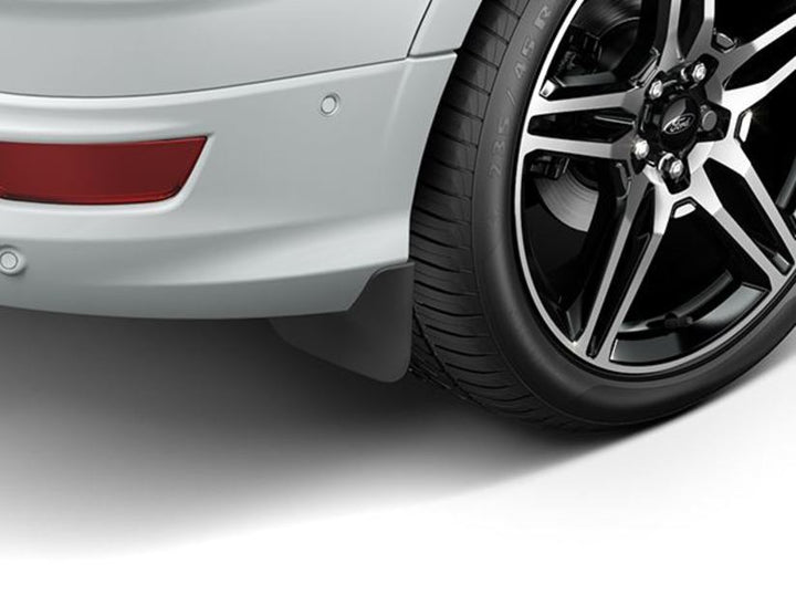 Bavettes arrière profilées (Ford Kuga 09/2016 – 11/2019)