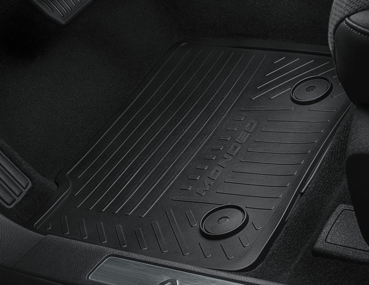 Tapis de sol en caoutchouc avant pour Ford Mondeo à partir de 09/2014