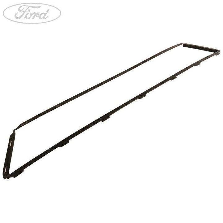 Ford Focus Mk3 Entourage de Grille Inférieure Pare-Chocs Avant 2016-2020