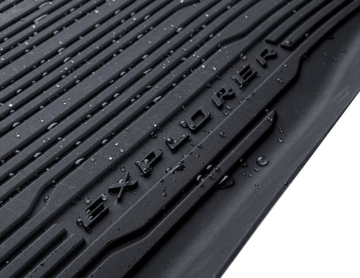 Tapis de sol en caoutchouc avec bords relevés pour Ford Explorer PHEV
