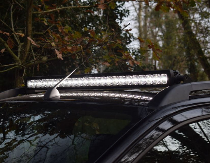 Ranger 02/2019-06/2022 Alpex 4x4* Barre d’éclairage à LED Lazer Linear-24