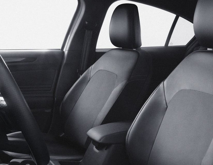 Ford Focus® à partir de 04/2018 ACTIVline* Housse de siège pour siège passager