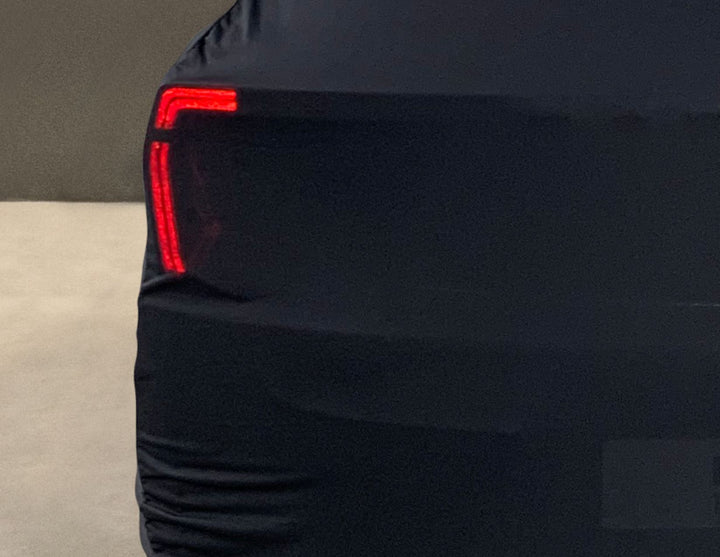 Housse de protection Premium noire/blanche avec logo pour Ford Explorer BEV