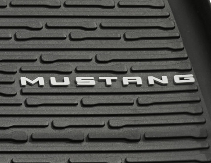 Tapis de sol en caoutchouc avant et arrière noirs pour Ford Mustang