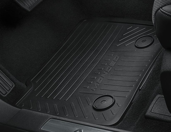 Tapis de sol en caoutchouc avant pour Ford Mondeo à partir de 09/2014