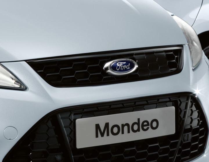 Grille de calandre partie supérieure pour Ford Mondeo 09/2010-08/2014