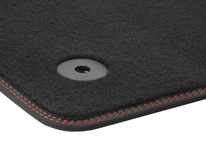 Tapis de sol en velours pour Ford Focus à partir de 04/2018