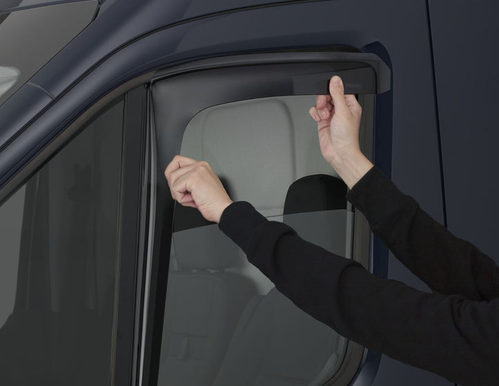 Déflecteurs d'air ClimAir vitres latérales Ford Transit à partir de 01/2014