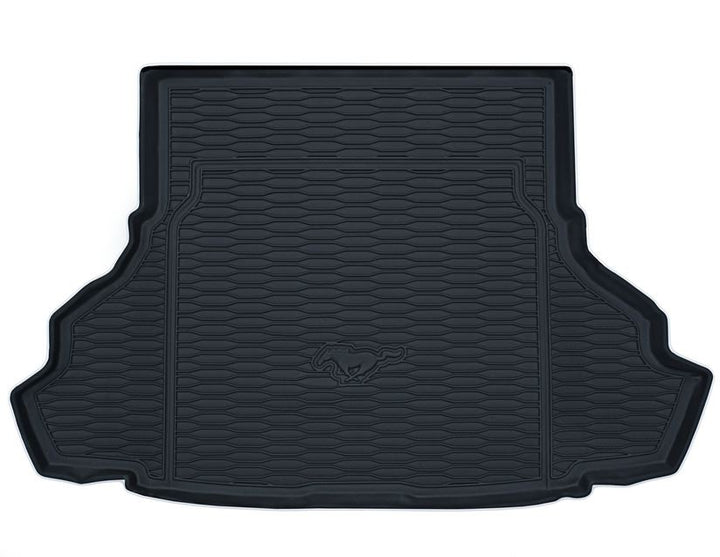 Bac coffre antidérapant pour les véhicules sans subwoofer monté Ford Mustang