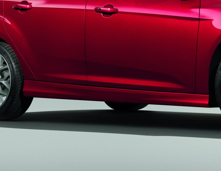Jupe latérale pour côté droit pour Ford Focus 01/2011-03/2018